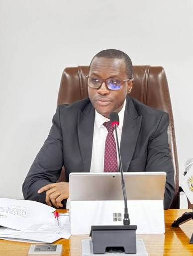 ICPC Ta Gano Sama da Jami'ai 900 Na Bogi a Ma'aikatun Gwamnati